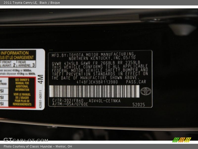 Black / Bisque 2011 Toyota Camry LE