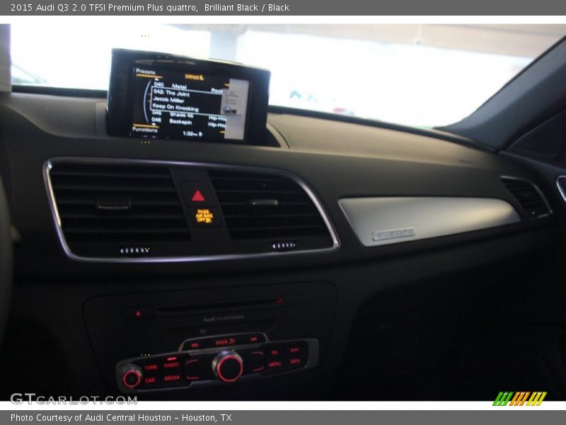Brilliant Black / Black 2015 Audi Q3 2.0 TFSI Premium Plus quattro
