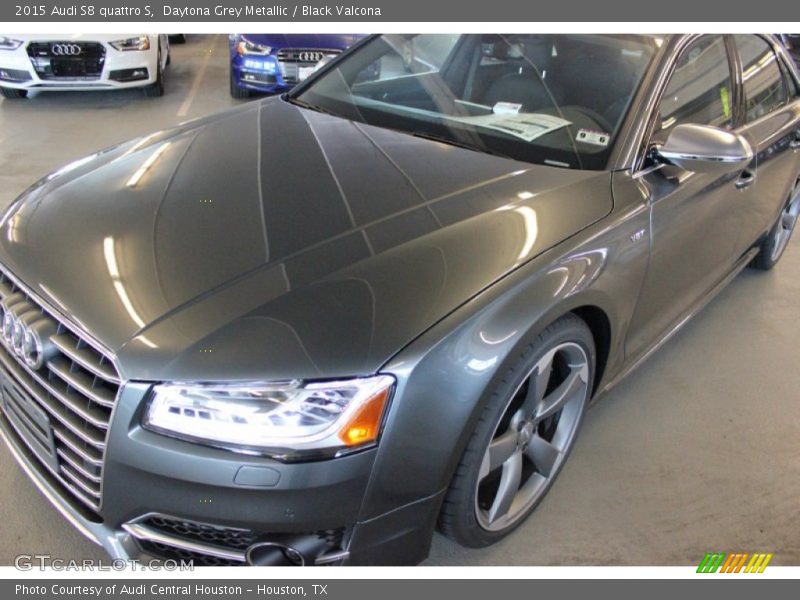 Daytona Grey Metallic / Black Valcona 2015 Audi S8 quattro S