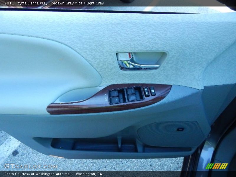 Predawn Gray Mica / Light Gray 2011 Toyota Sienna XLE