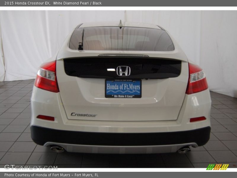 White Diamond Pearl / Black 2015 Honda Crosstour EX