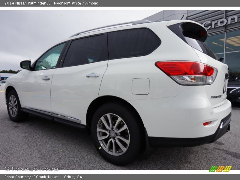 Moonlight White / Almond 2014 Nissan Pathfinder SL