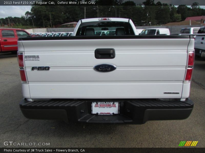 Oxford White / Steel Gray 2013 Ford F150 XLT Regular Cab