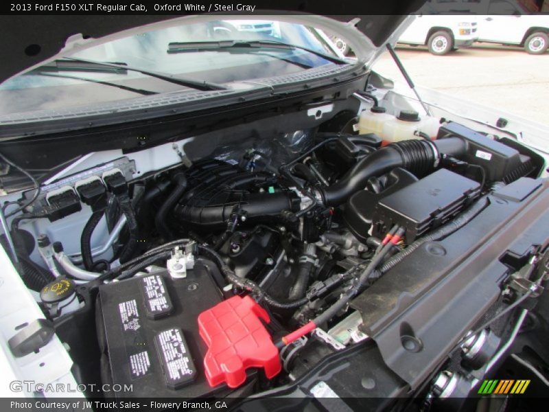 Oxford White / Steel Gray 2013 Ford F150 XLT Regular Cab