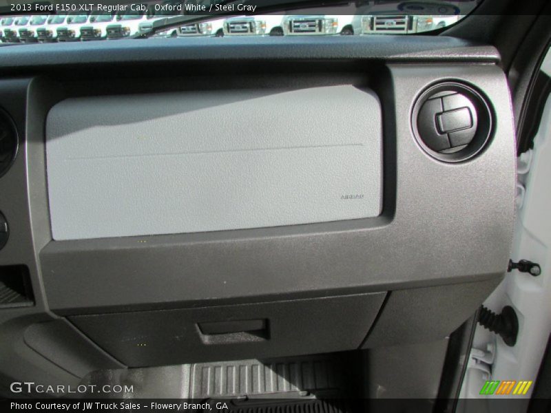 Oxford White / Steel Gray 2013 Ford F150 XLT Regular Cab