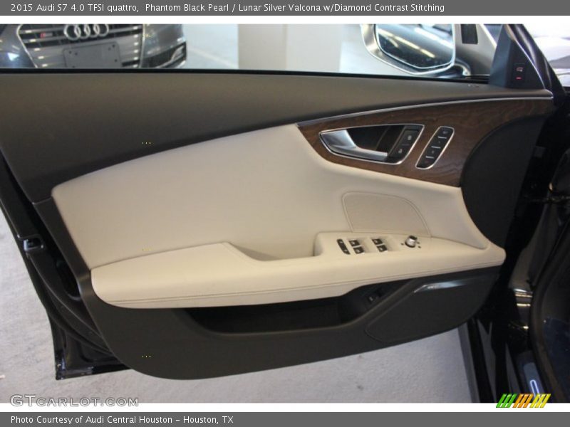 Door Panel of 2015 S7 4.0 TFSI quattro