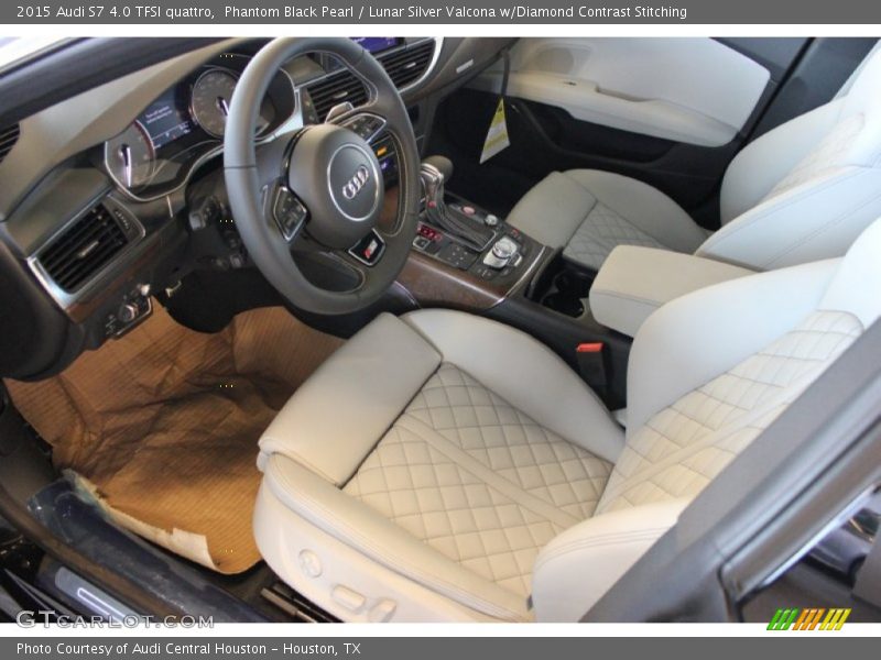  2015 S7 4.0 TFSI quattro Lunar Silver Valcona w/Diamond Contrast Stitching Interior