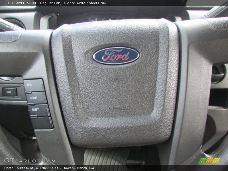 Oxford White / Steel Gray 2013 Ford F150 XLT Regular Cab