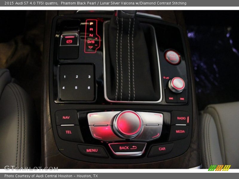 Controls of 2015 S7 4.0 TFSI quattro
