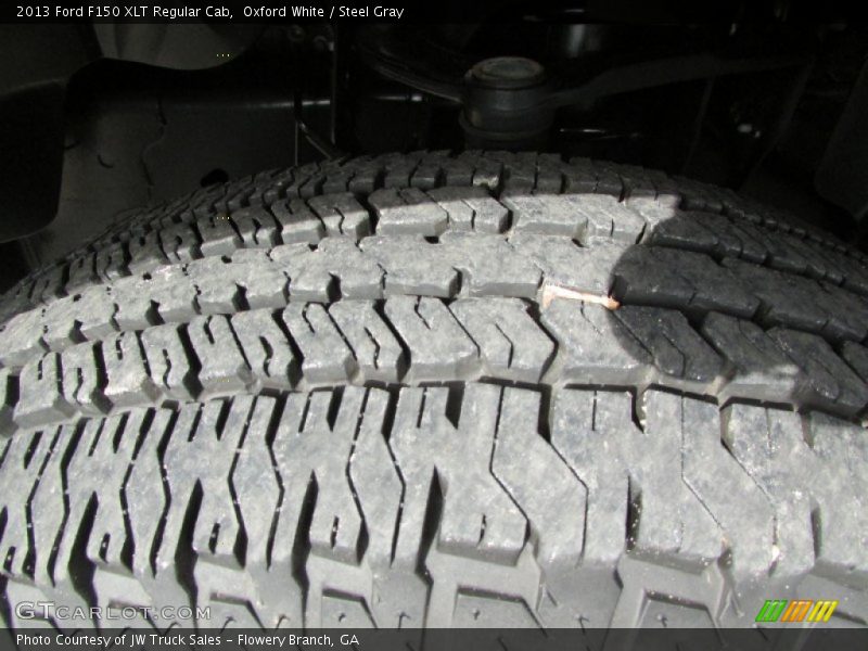 Oxford White / Steel Gray 2013 Ford F150 XLT Regular Cab