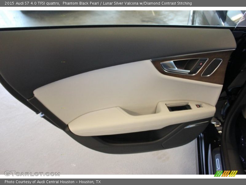 Door Panel of 2015 S7 4.0 TFSI quattro