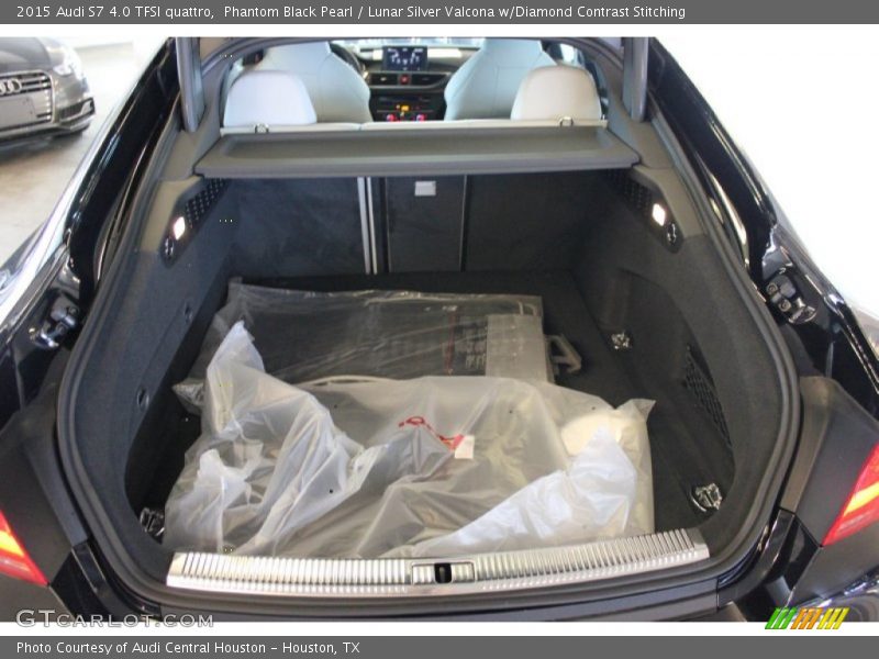 2015 S7 4.0 TFSI quattro Trunk