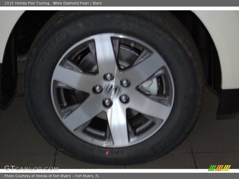 White Diamond Pearl / Black 2015 Honda Pilot Touring