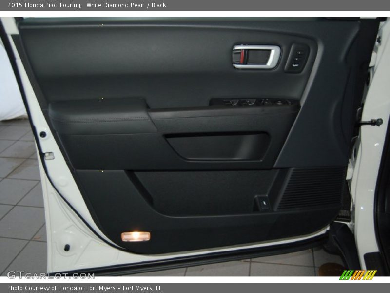 White Diamond Pearl / Black 2015 Honda Pilot Touring