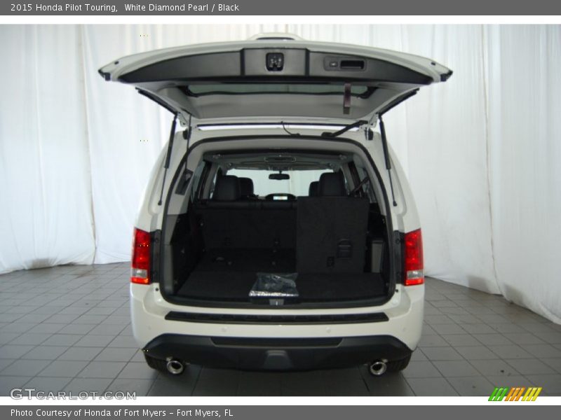 White Diamond Pearl / Black 2015 Honda Pilot Touring