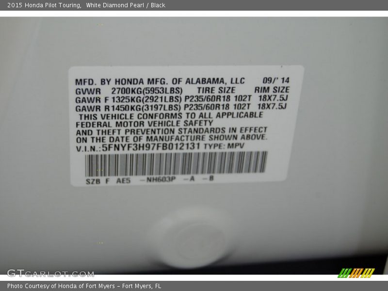 White Diamond Pearl / Black 2015 Honda Pilot Touring