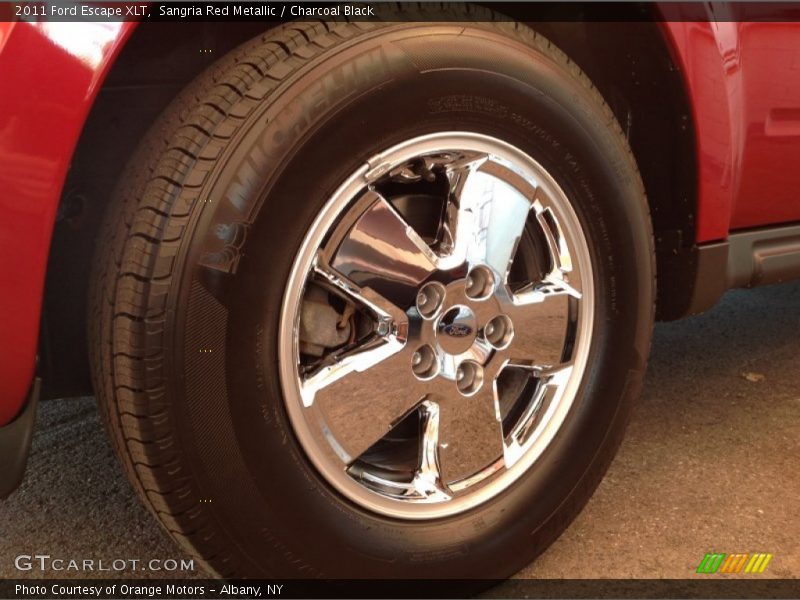Sangria Red Metallic / Charcoal Black 2011 Ford Escape XLT