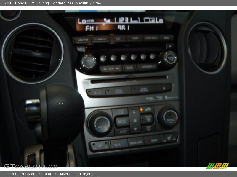 Modern Steel Metallic / Gray 2015 Honda Pilot Touring
