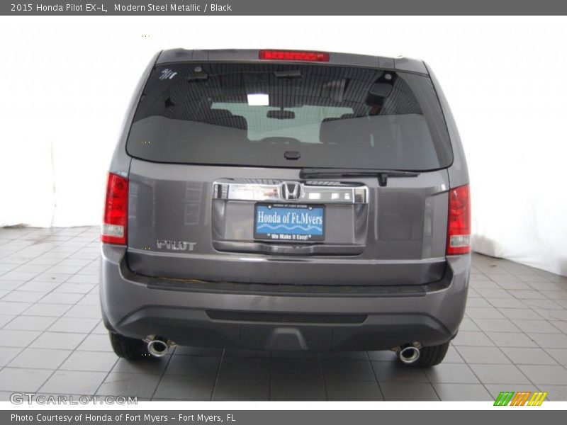 Modern Steel Metallic / Black 2015 Honda Pilot EX-L