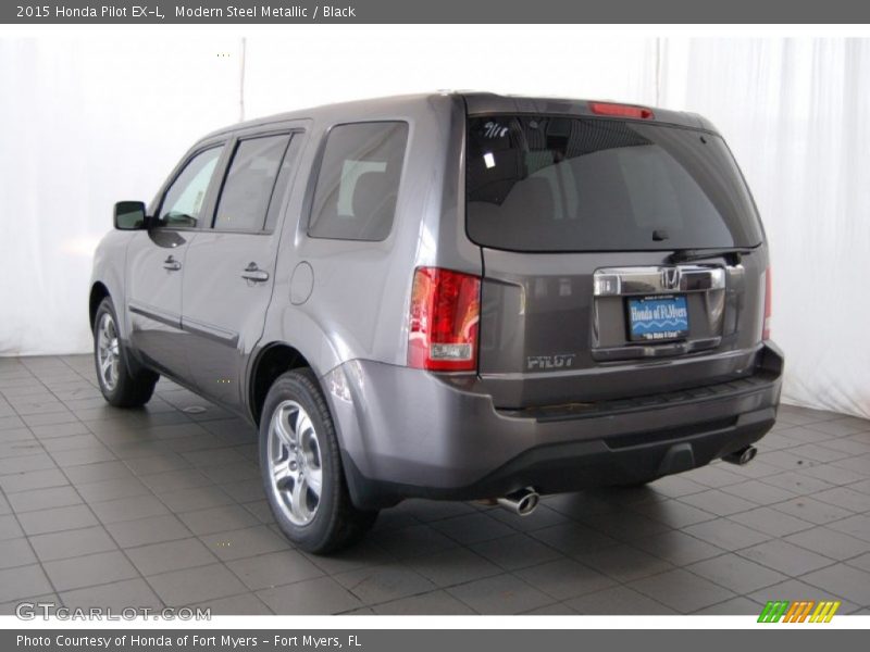 Modern Steel Metallic / Black 2015 Honda Pilot EX-L