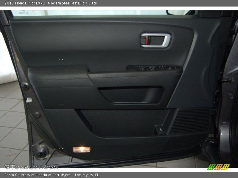 Modern Steel Metallic / Black 2015 Honda Pilot EX-L