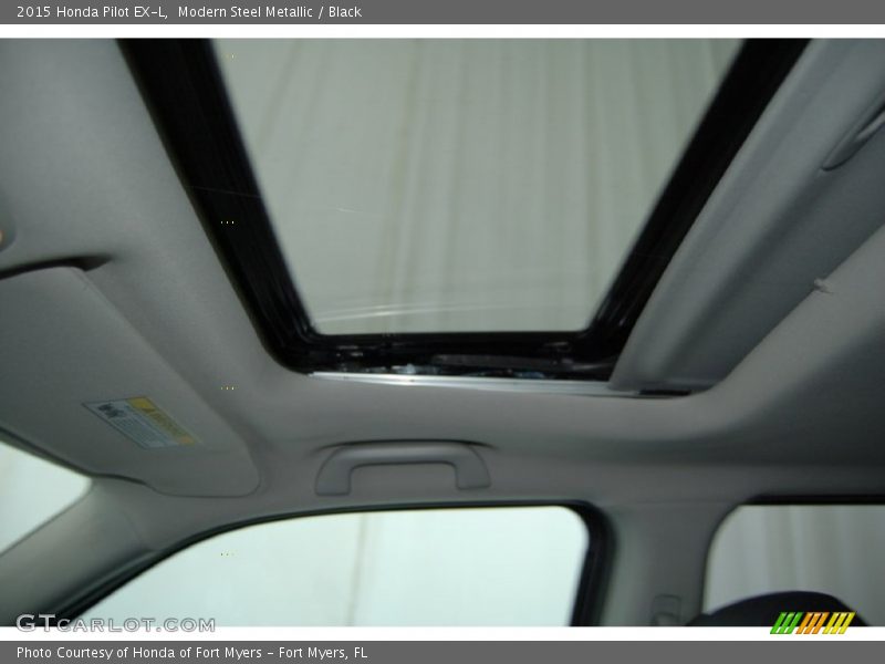 Modern Steel Metallic / Black 2015 Honda Pilot EX-L