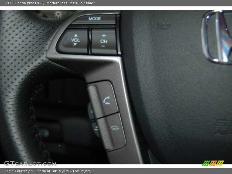 Modern Steel Metallic / Black 2015 Honda Pilot EX-L