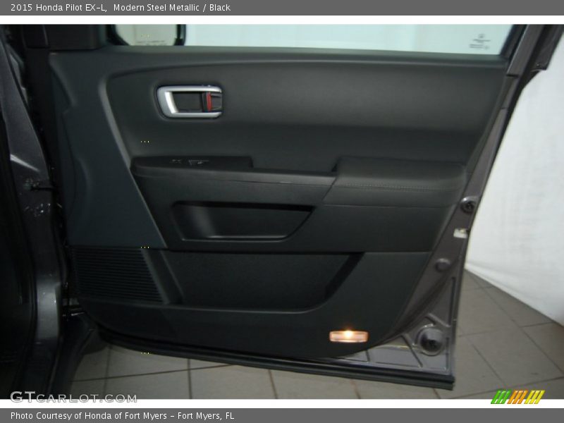 Modern Steel Metallic / Black 2015 Honda Pilot EX-L
