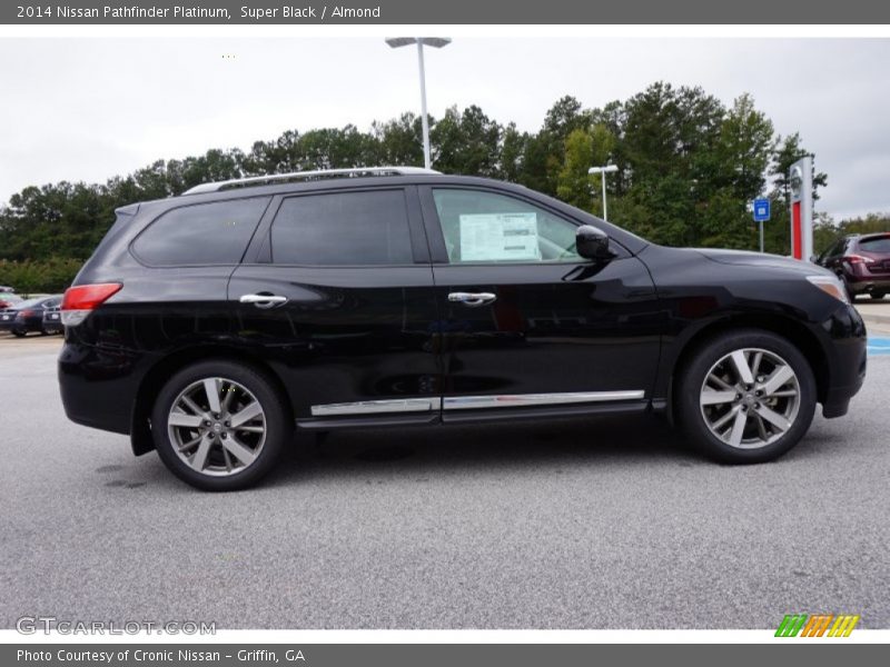 Super Black / Almond 2014 Nissan Pathfinder Platinum