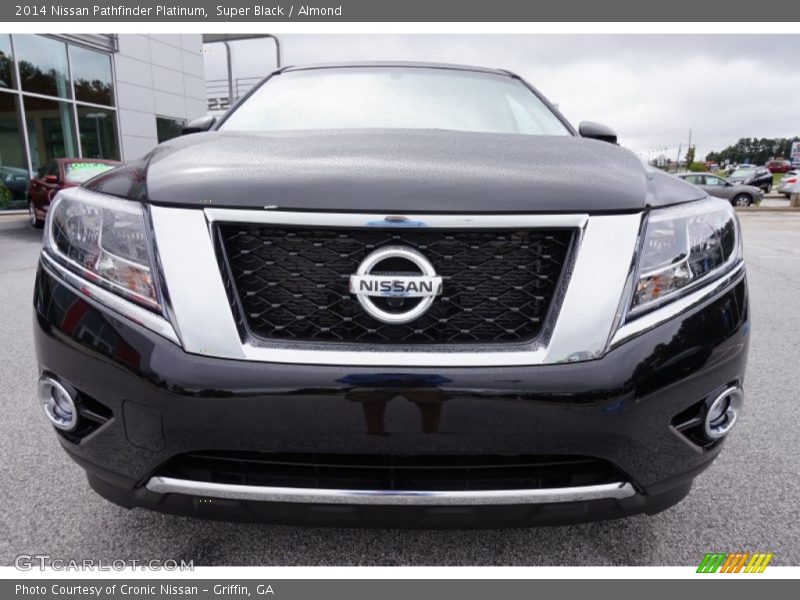 Super Black / Almond 2014 Nissan Pathfinder Platinum