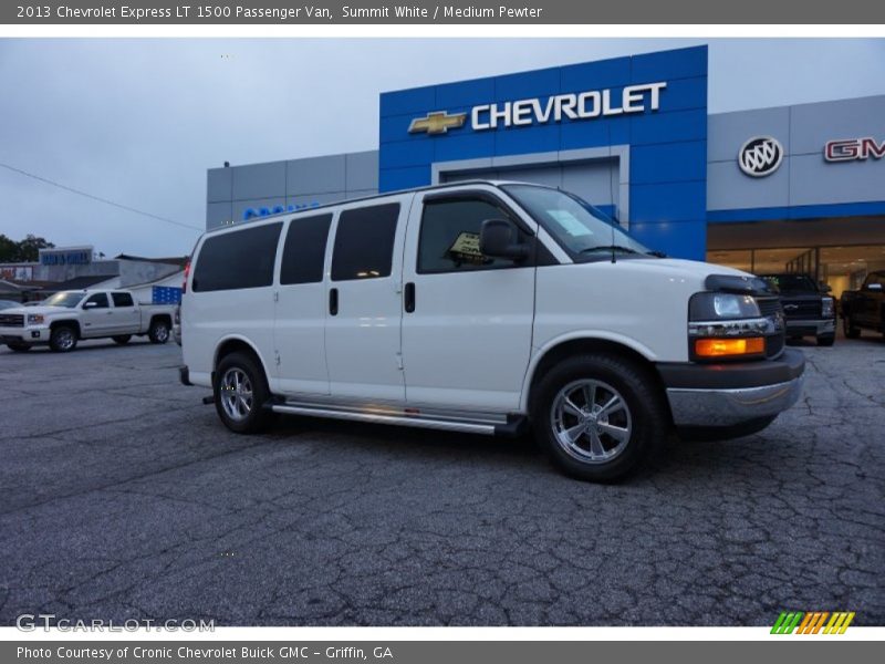 Summit White / Medium Pewter 2013 Chevrolet Express LT 1500 Passenger Van