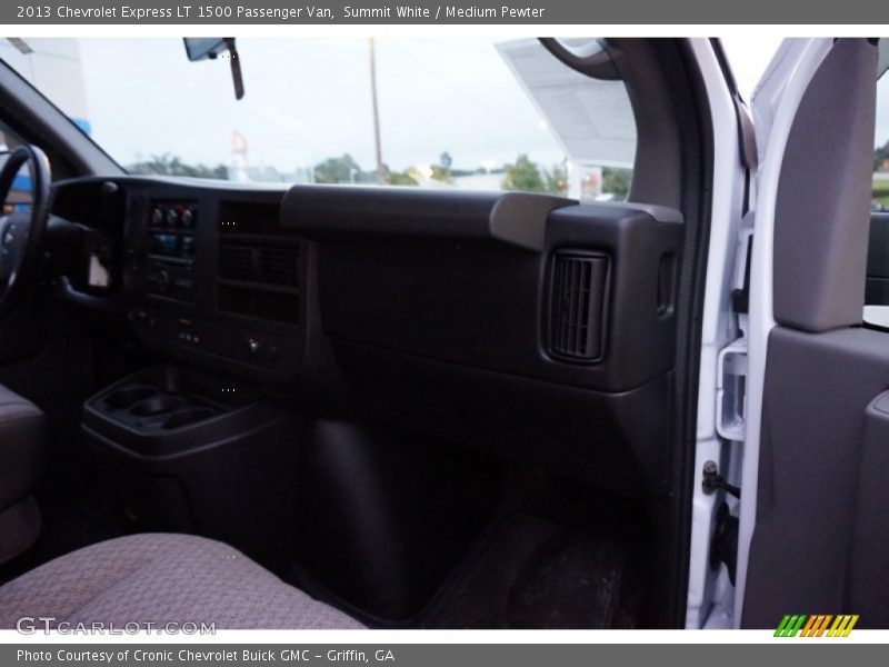 Summit White / Medium Pewter 2013 Chevrolet Express LT 1500 Passenger Van