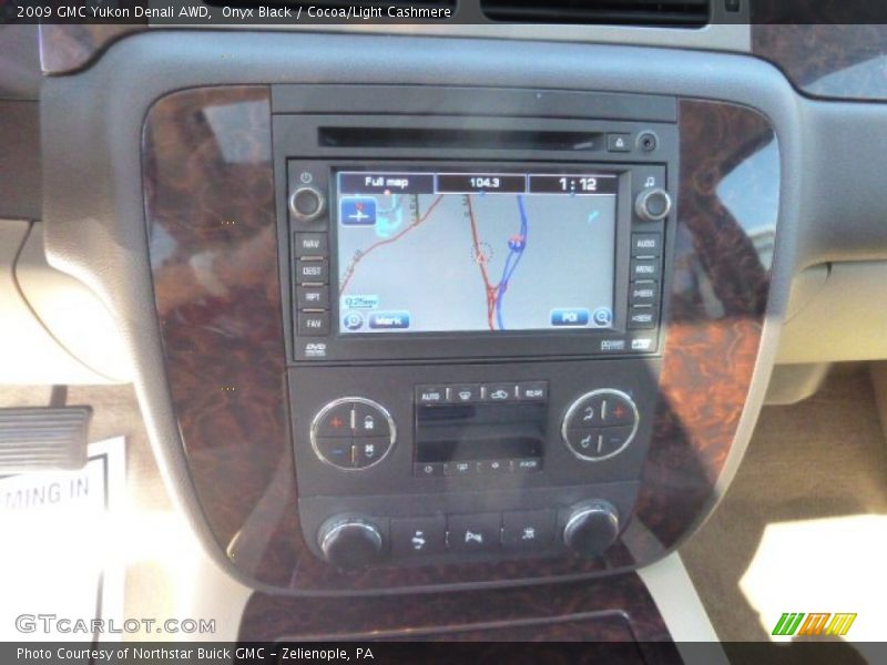 Onyx Black / Cocoa/Light Cashmere 2009 GMC Yukon Denali AWD