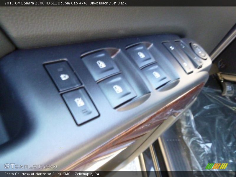 Onyx Black / Jet Black 2015 GMC Sierra 2500HD SLE Double Cab 4x4