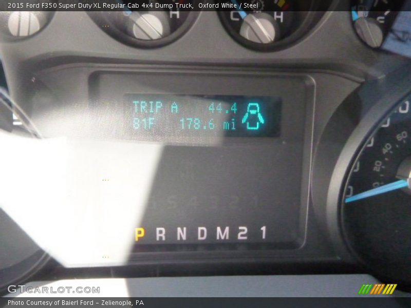 Oxford White / Steel 2015 Ford F350 Super Duty XL Regular Cab 4x4 Dump Truck