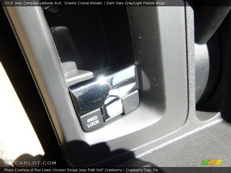 Granite Crystal Metallic / Dark Slate Gray/Light Pebble Beige 2015 Jeep Compass Latitude 4x4