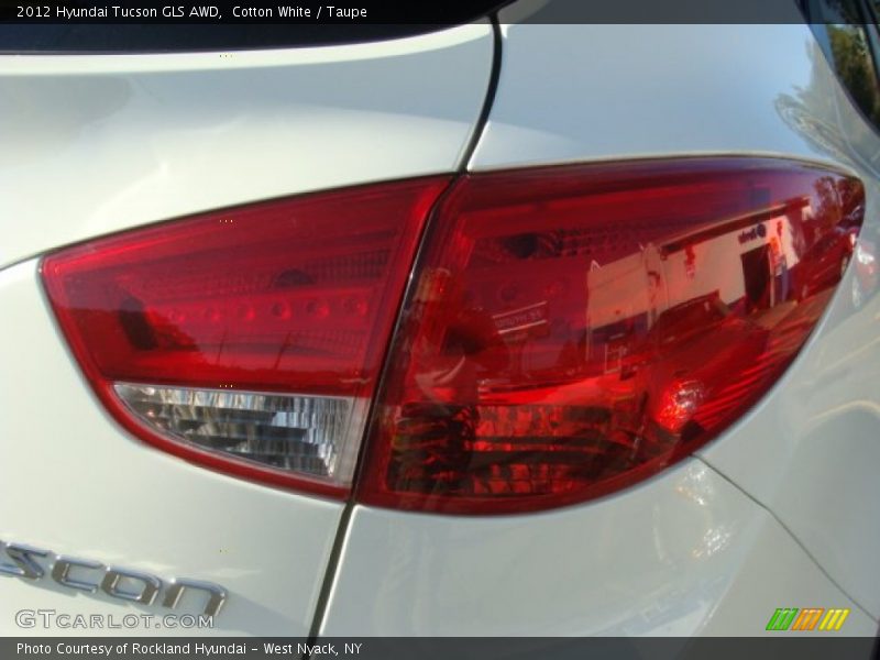 Cotton White / Taupe 2012 Hyundai Tucson GLS AWD