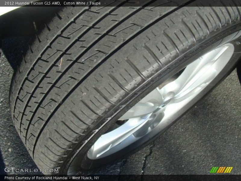 Cotton White / Taupe 2012 Hyundai Tucson GLS AWD