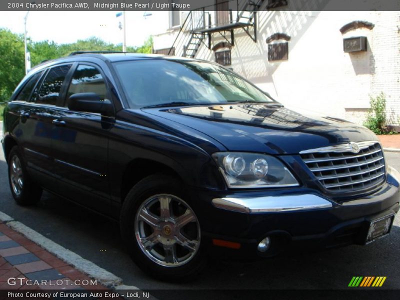 Midnight Blue Pearl / Light Taupe 2004 Chrysler Pacifica AWD