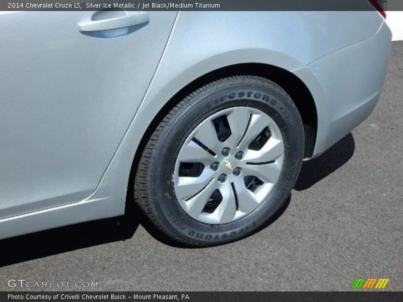 Silver Ice Metallic / Jet Black/Medium Titanium 2014 Chevrolet Cruze LS