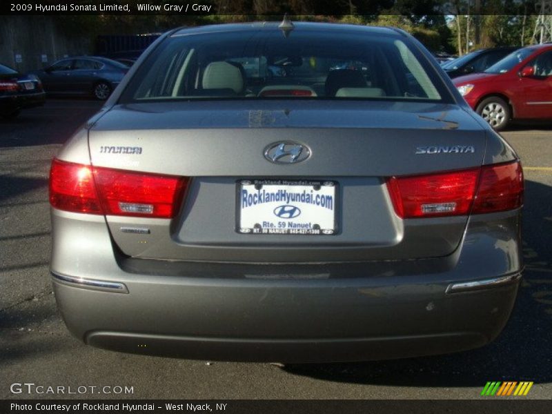 Willow Gray / Gray 2009 Hyundai Sonata Limited