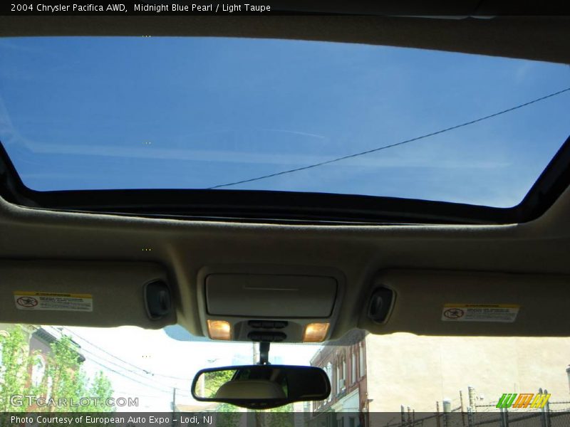 Midnight Blue Pearl / Light Taupe 2004 Chrysler Pacifica AWD