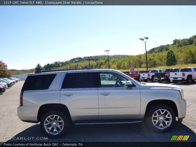 Champagne Silver Metallic / Cocoa/Dune 2015 GMC Yukon SLT 4WD