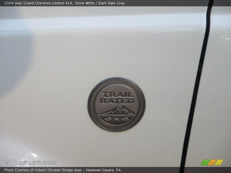 Stone White / Dark Slate Gray 2004 Jeep Grand Cherokee Limited 4x4