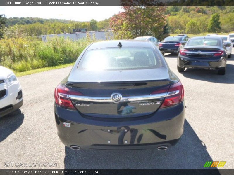 Black Diamond Tricoat / Ebony 2015 Buick Regal FWD