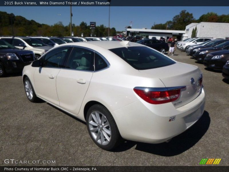 White Diamond Tricoat / Medium Titanium 2015 Buick Verano