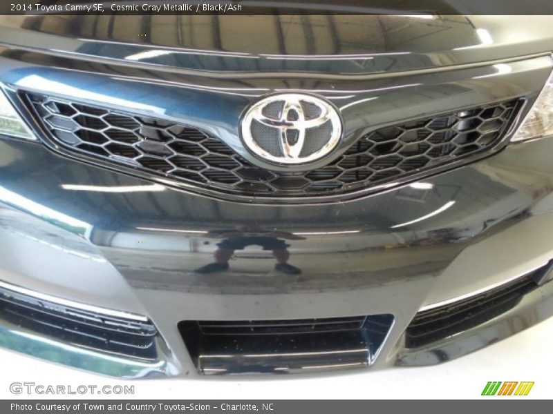 Cosmic Gray Metallic / Black/Ash 2014 Toyota Camry SE