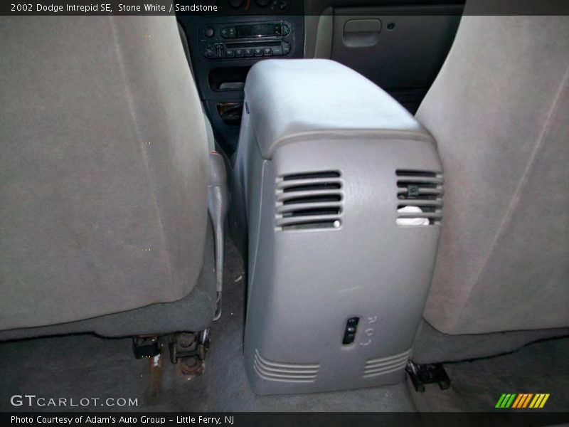 Stone White / Sandstone 2002 Dodge Intrepid SE