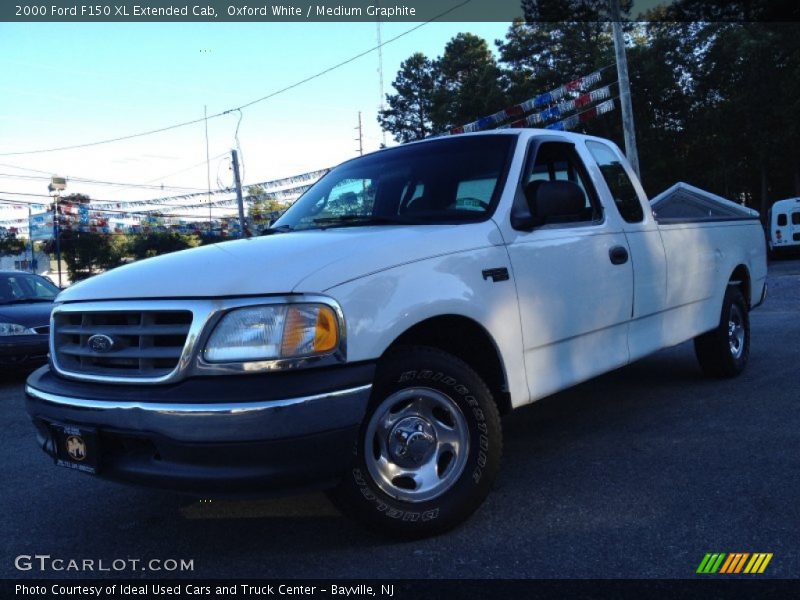 Oxford White / Medium Graphite 2000 Ford F150 XL Extended Cab