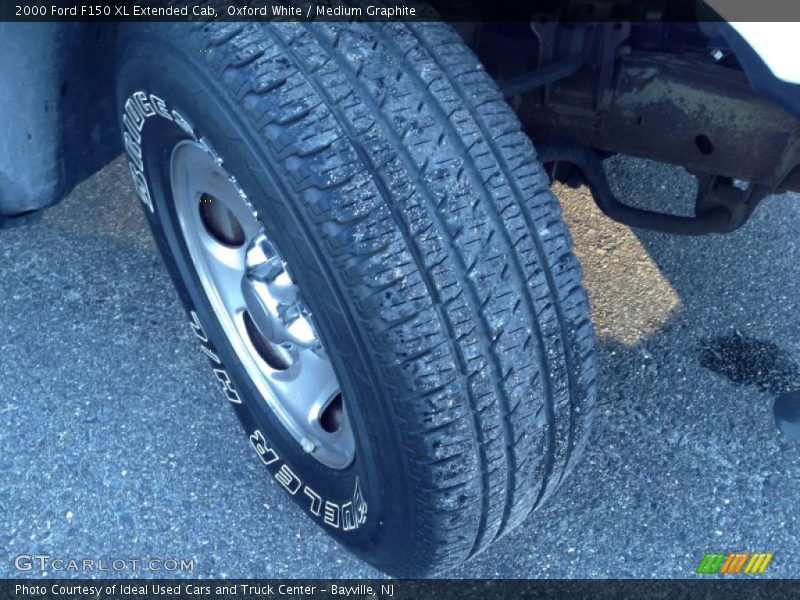 Oxford White / Medium Graphite 2000 Ford F150 XL Extended Cab